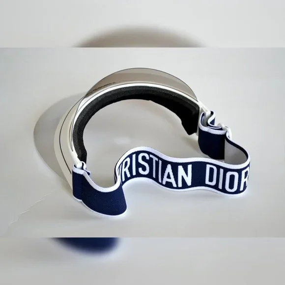 Christian Dior DIORCLUB1 WHITE BLUE SMBL display picture 3